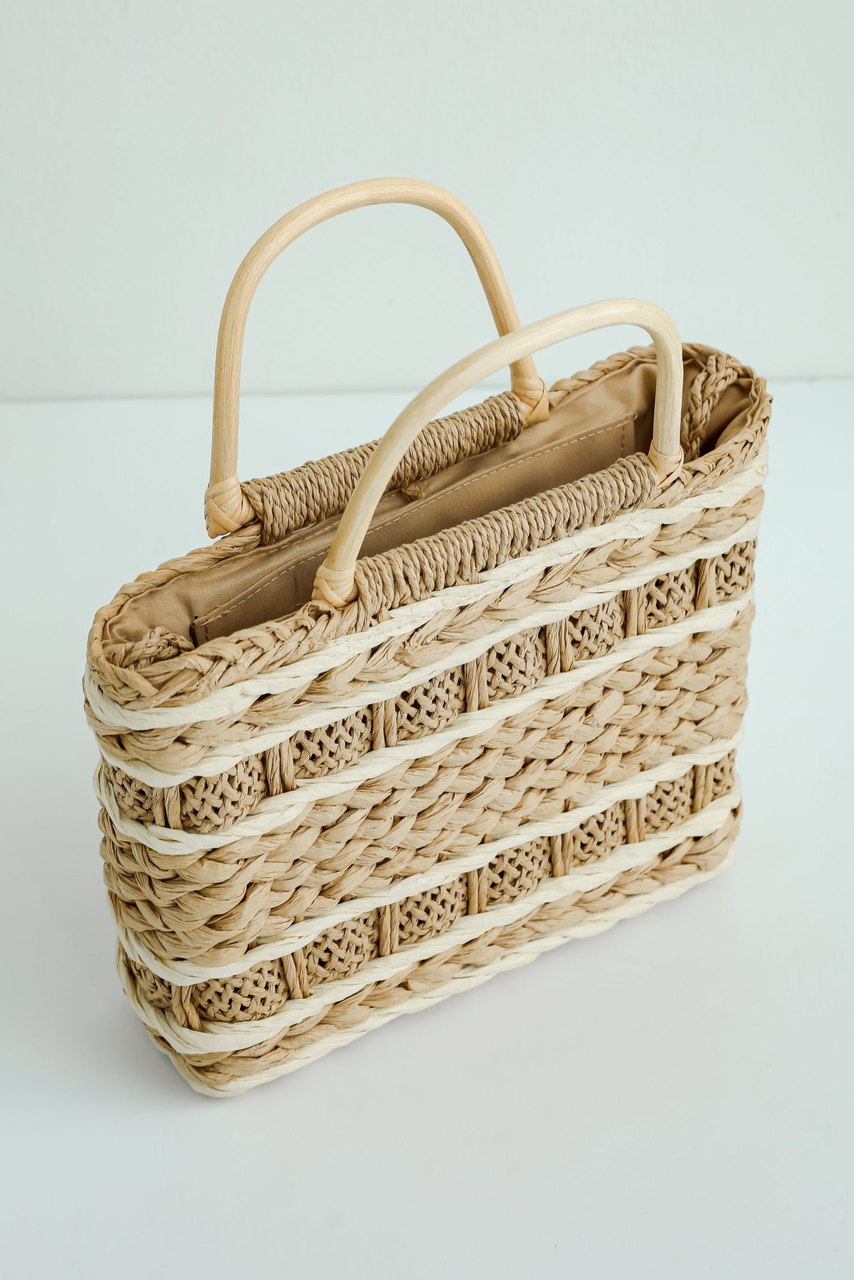 shopdressup_natural_straw_handbag-3.jpg